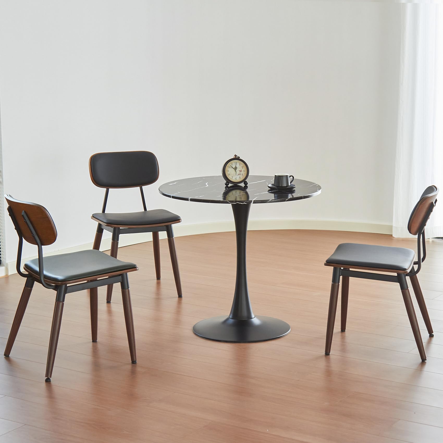 Round Dining Table, 31.5
