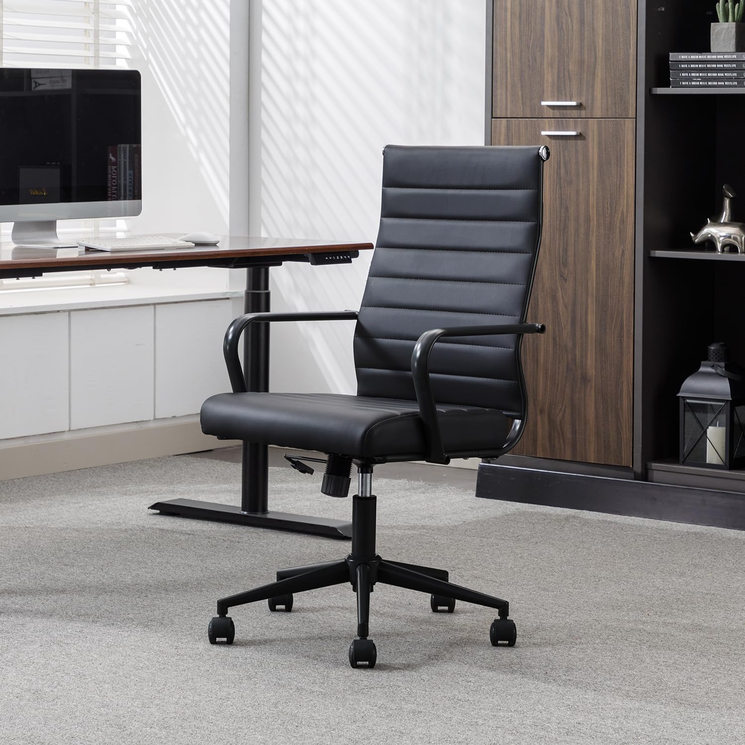Leather Office Desk Chair, Conference Room Chairs Executive Chair Ribbed, Ergonomic Height Adjustable Swivel Rolling Chair for Home Office.