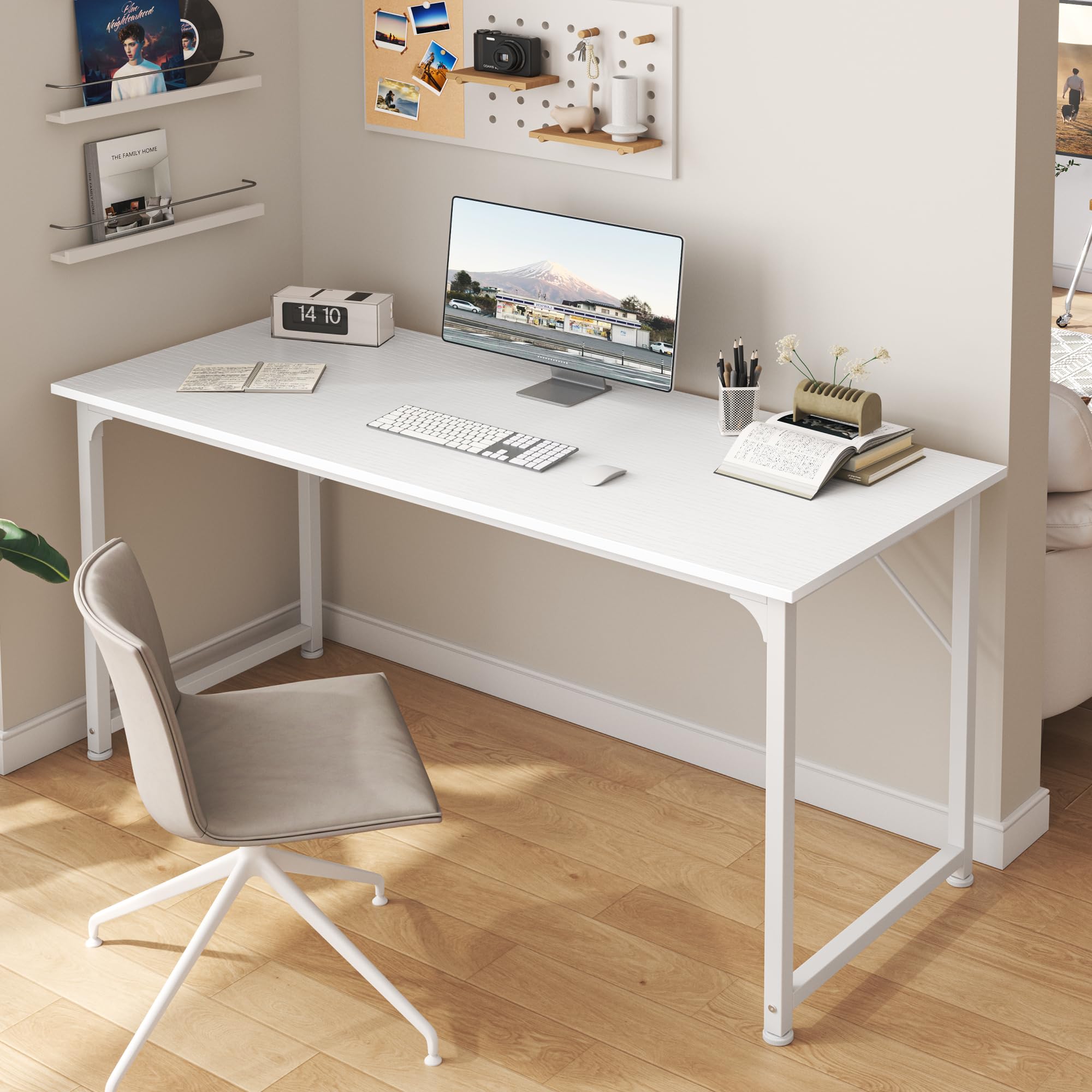 Computer Desk, 55 Inch Home Office Desk, Gaming Writing Work from Home Study Desk, Large Legroom, Sturdy Metal Frame, Modern Simple, White