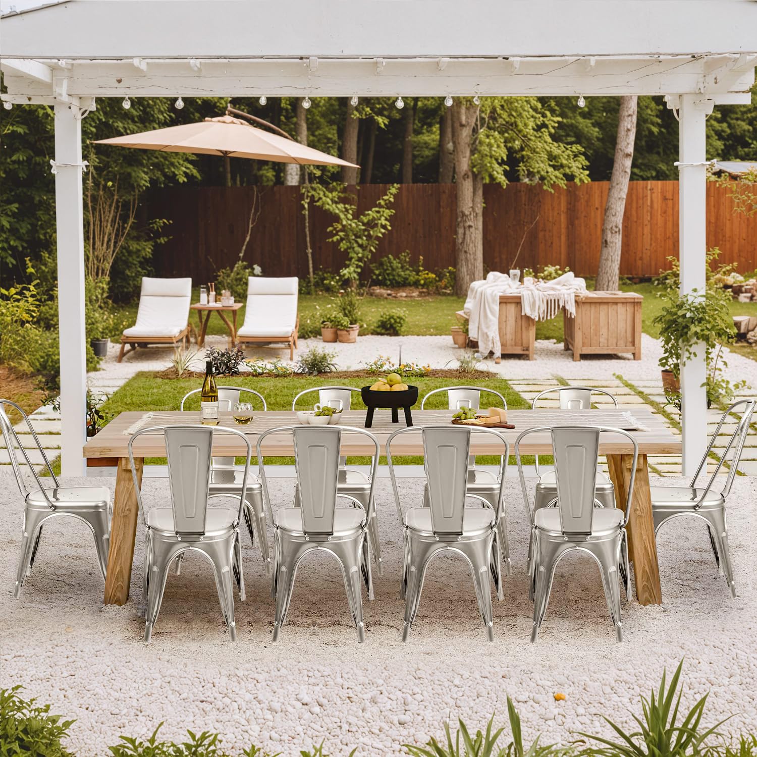 Metal Dining Chair Indoor Outdoor Use Stackable Classic Trattoria Chair Chic Dining Bistro Cafe Side Metal Chairs Set of 4 (Sliver)