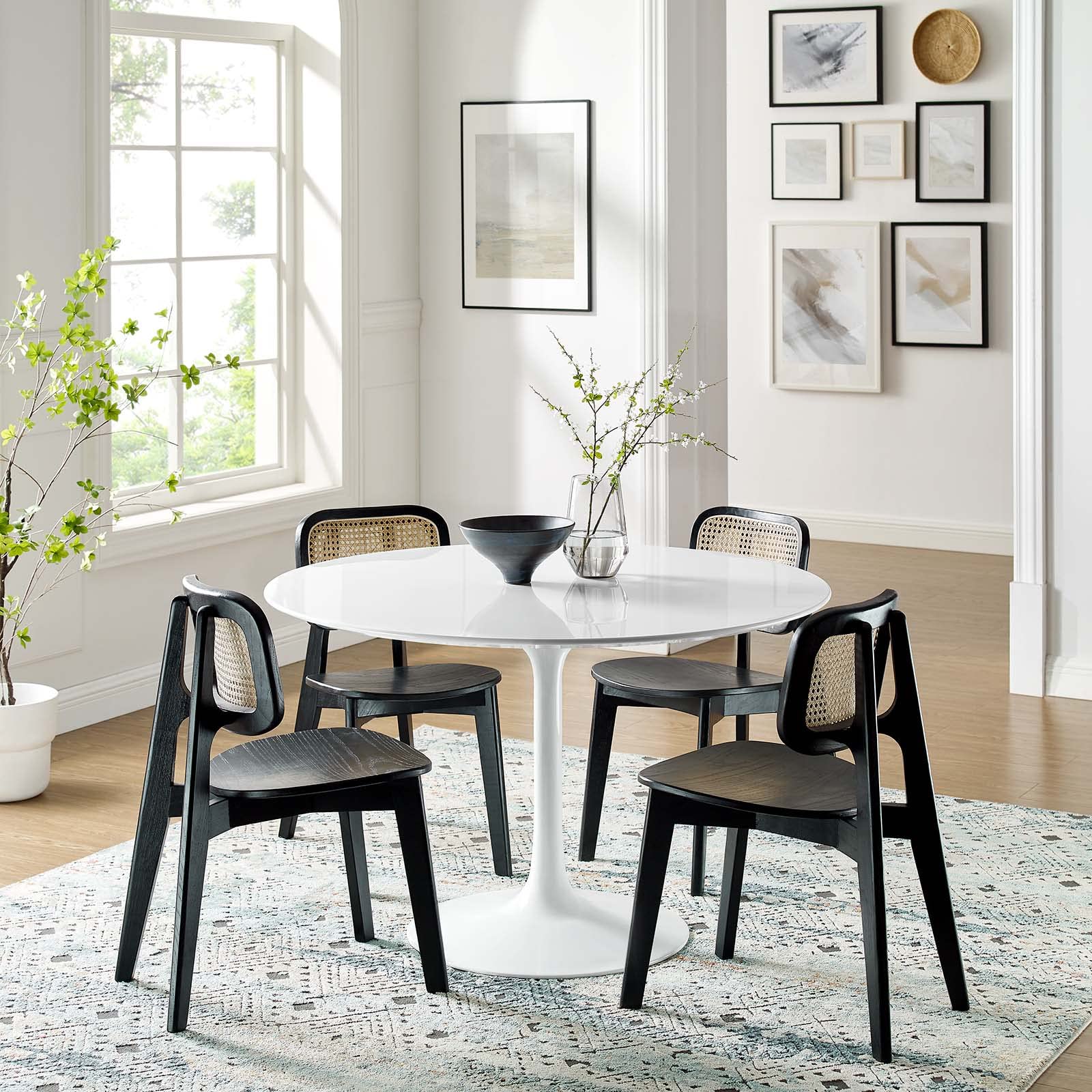 47" Mid-Century Modern Dining Table with Round Top and Pedestal Base in White