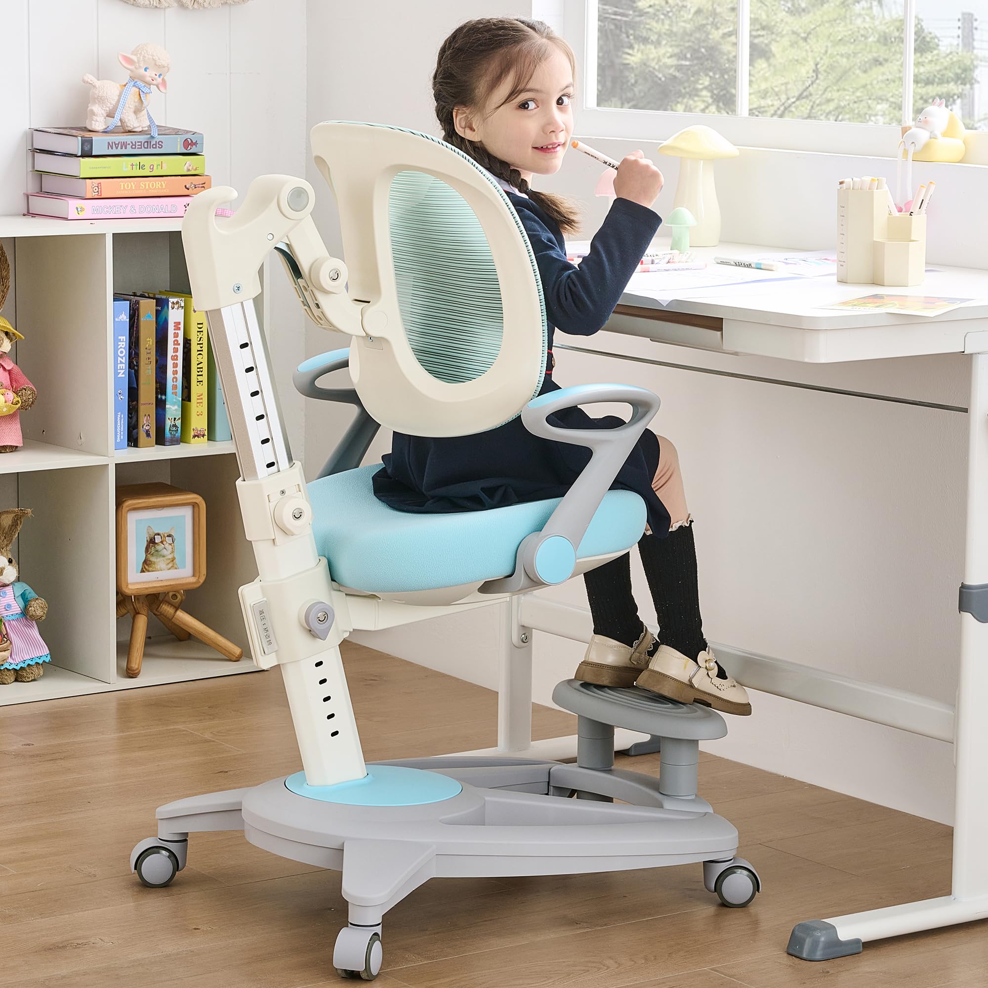 Ergonomic Kids Desk Chair with Footrest & Height-Adjustable Seat, Multifunctional for Study, Work & Dining – Comfy Cushion & Smooth Wheels for Boys & Girls (Blue)