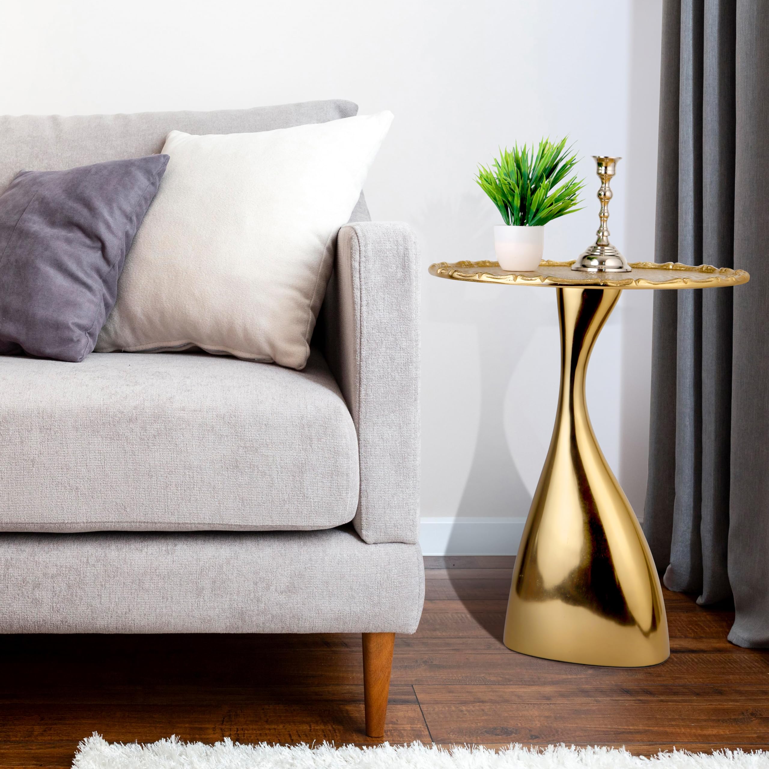 18" Round Metal End Table, Living Room Coffee End Table with Pedestal for Small Spaces, Accent for Indoor Use, Living Room, Bedroom, Balcony (Gold)