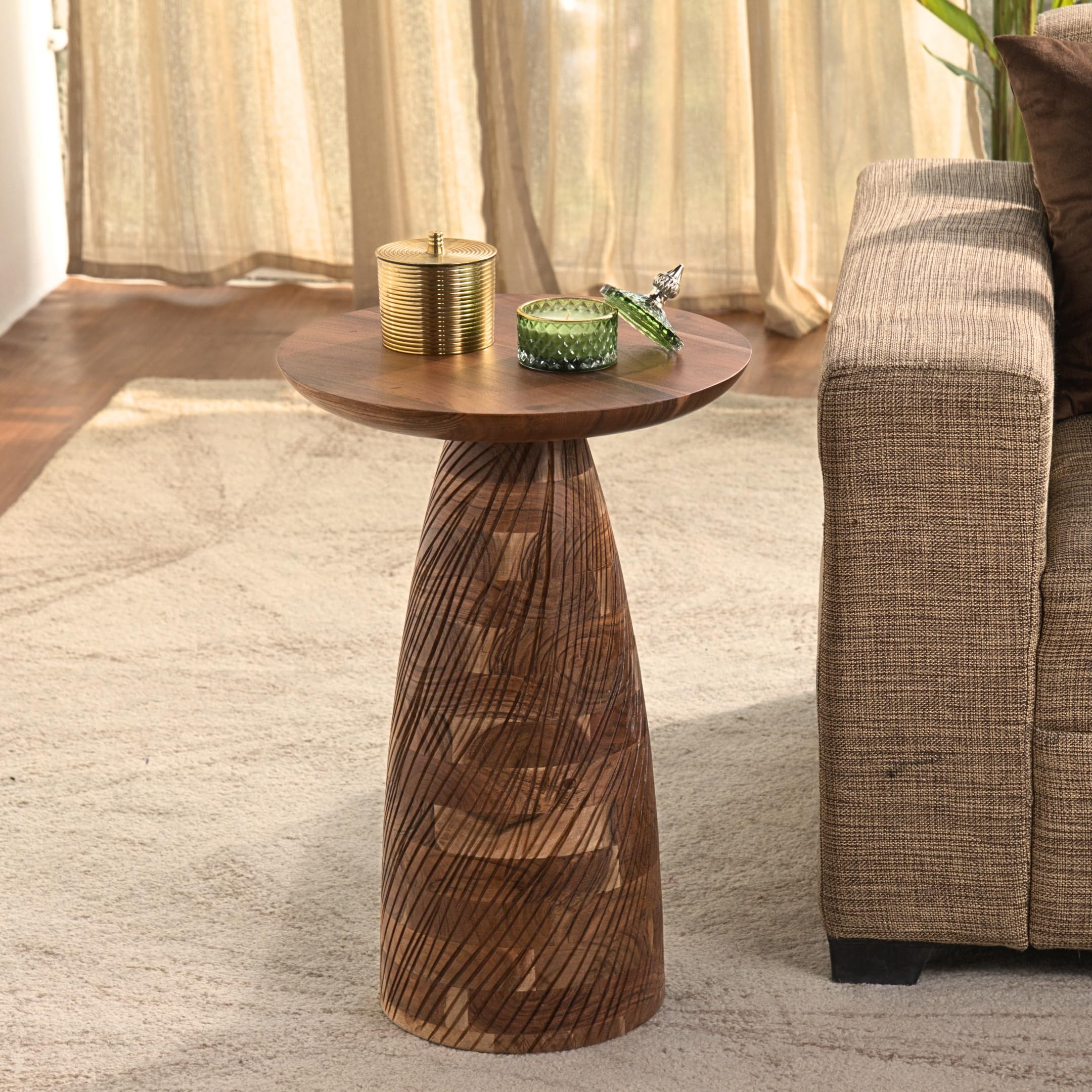 Mid-Century Farmhouse Cottagecore Accent Drink Table, Round Solid Mango Wood Accent Table with Carved Cone Base Minimalist Design for Small Spaces, Living Room, Bedroom or Entryway, Natural, Assembled